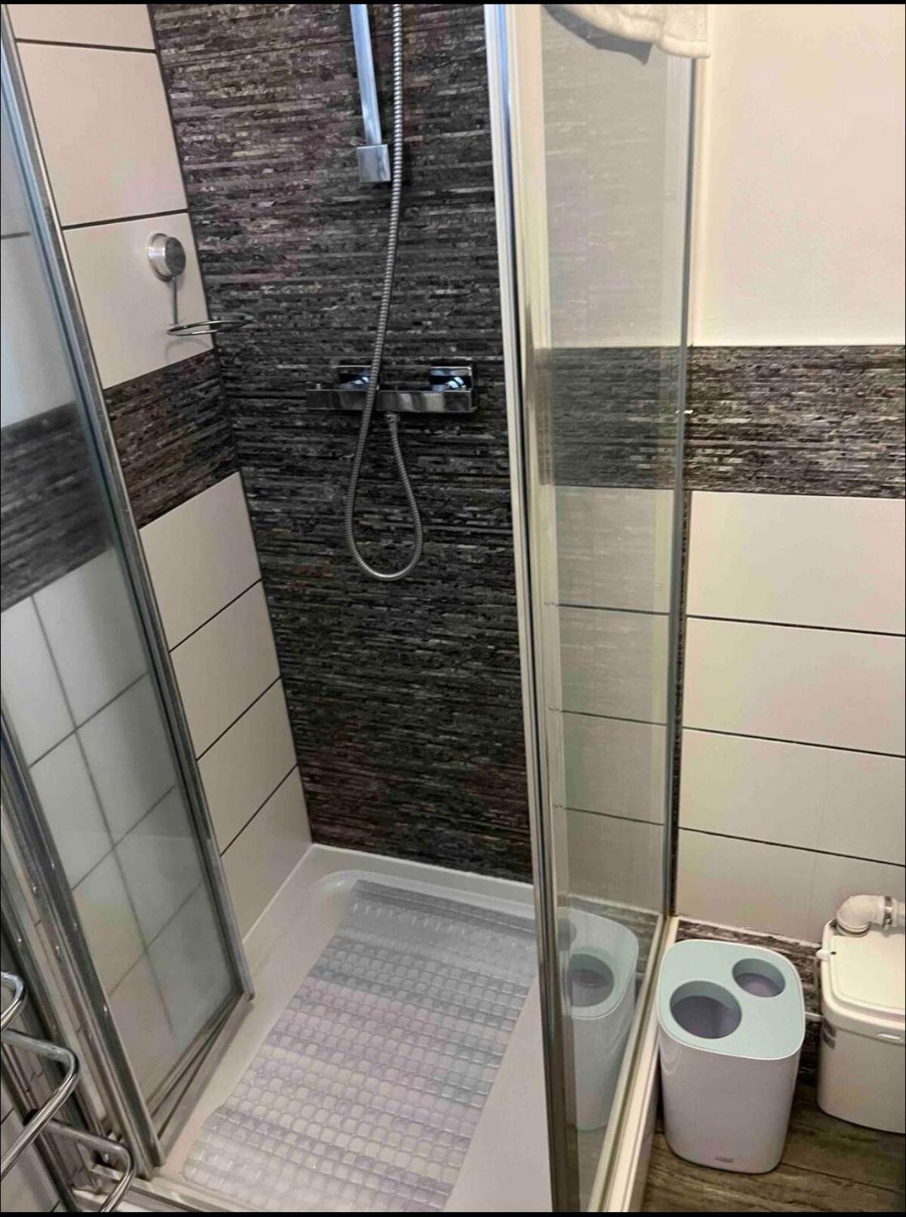 One Bed Pad Apartment